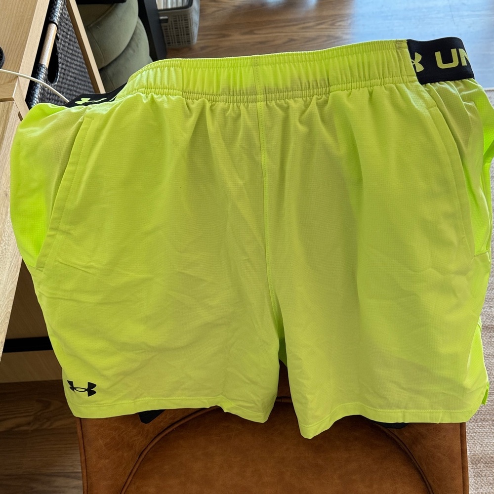Under Armour Men's Vanish 2-in-1 Shorts NWT